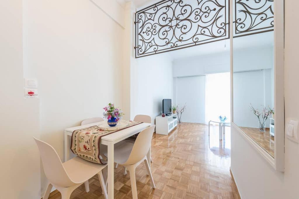 New! Bright & Remodeled 1Bed Apt 2Min Walk To Acropolis Athen Exterior foto